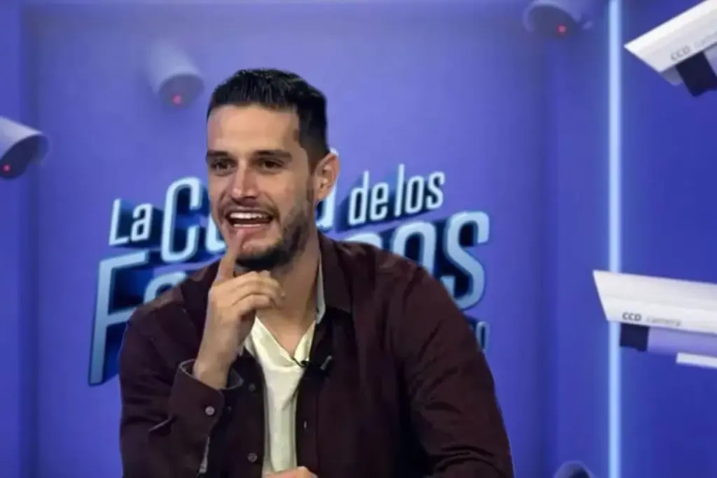 Quién es Adrián Marcelo