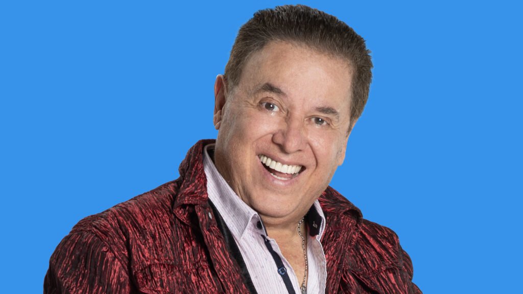 Quién es Mario Bezares?